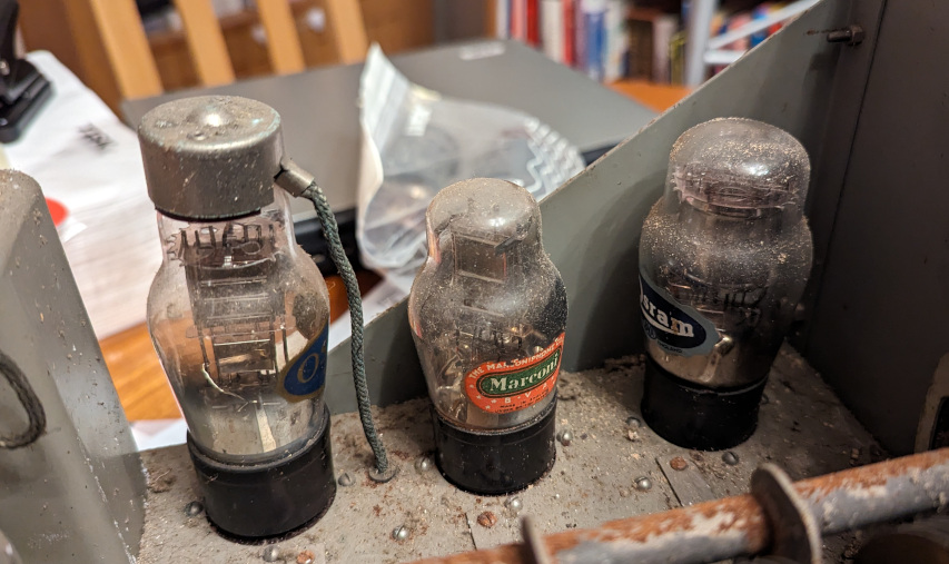 The Marconi RS-4 RF section valves